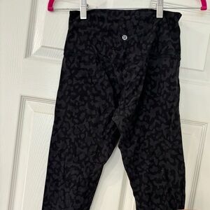Lululemon cheetah align legging size 6 28”